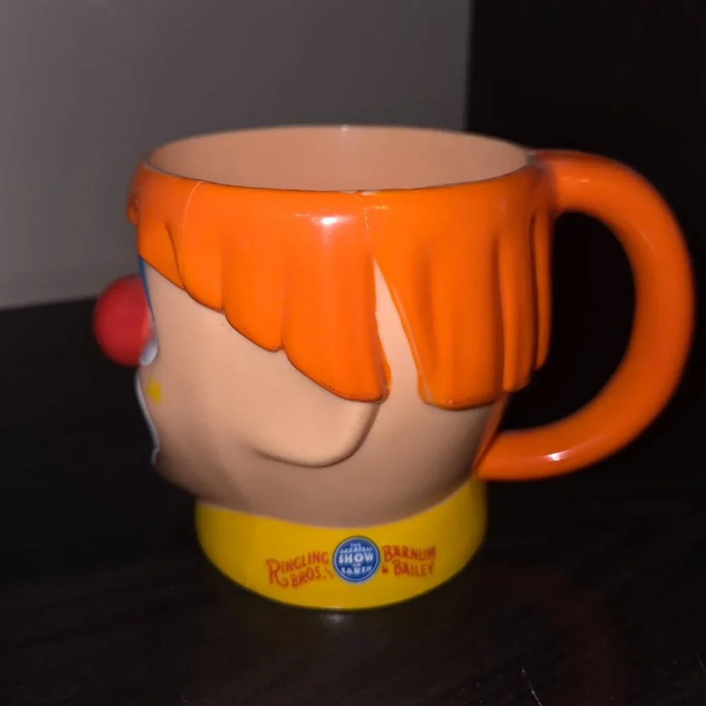 Ringling Brothers Scary Circus Clown Mug Cup Barnum & Bailey Hard Plastic 4